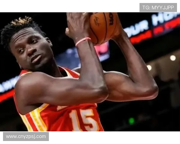 克林特卡佩拉如何在NBA赛场上展现出色的防守与进攻能力