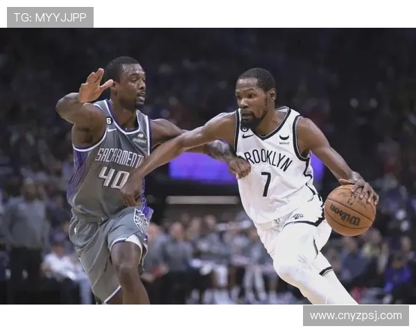 篮网与快船对决球员表现全面分析与数据对比