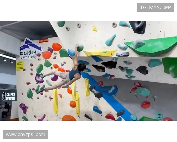 杭州攀岩队边路渗透战术解析与实战应用探讨