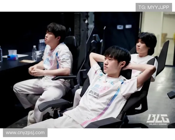 BLG在世界冠军杯积分榜中以76分稳居第一位置展现强劲实力